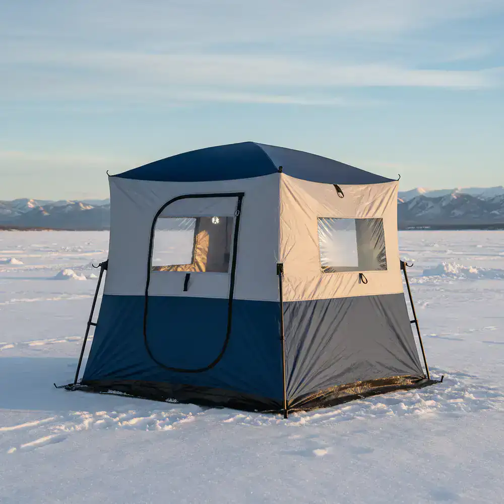 Thermal pop-up shelter product shot
